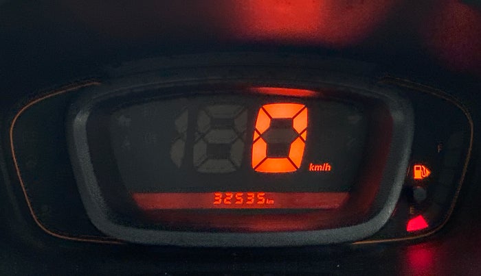 2016 Renault Kwid RXT, Petrol, Manual, 32,996 km, Odometer Image