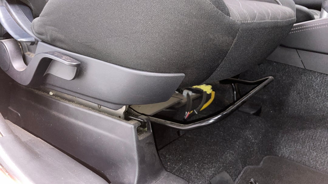 2020 Mitsubishi ASX Ls (2WD), Automatic, 88894 km, Drivers Side Adjustment Panel