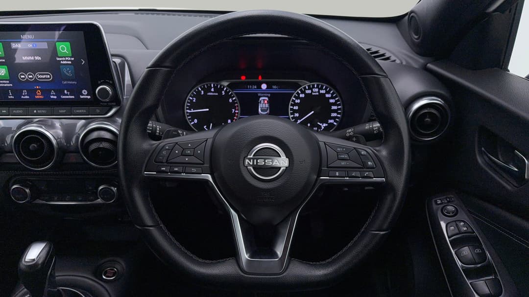 2023 Nissan Juke St-l, Automatic, 58002 km, Steering Wheel Close-up