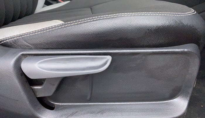 2019 Volkswagen Polo Trendline 1.0 L Petrol, Petrol, Manual, 60,505 km, Driver Side Adjustment Panel