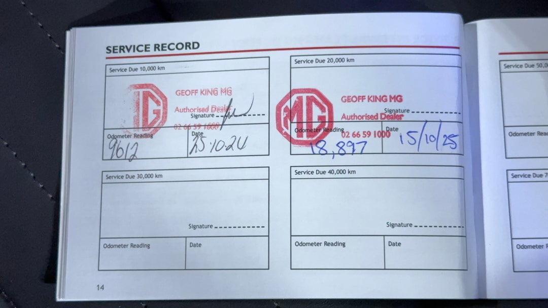 2022 MG HS +ev Phev Essence, Automatic, 22307 km, Service History