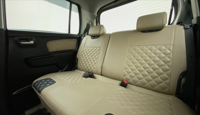 2017 Maruti Wagon R 1.0 VXI, Petrol, Manual, 52,948 km, Right Side Rear Door Cabin