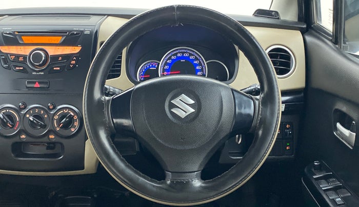 2017 Maruti Wagon R 1.0 VXI, Petrol, Manual, 52,948 km, Steering Wheel Close Up