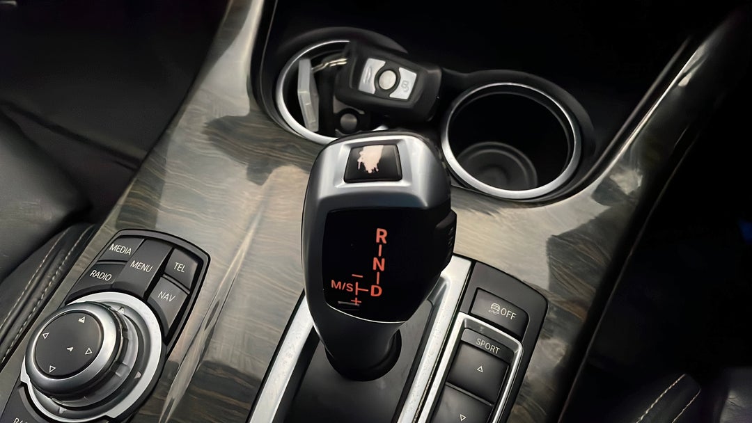 Gear Lever Knob Wear