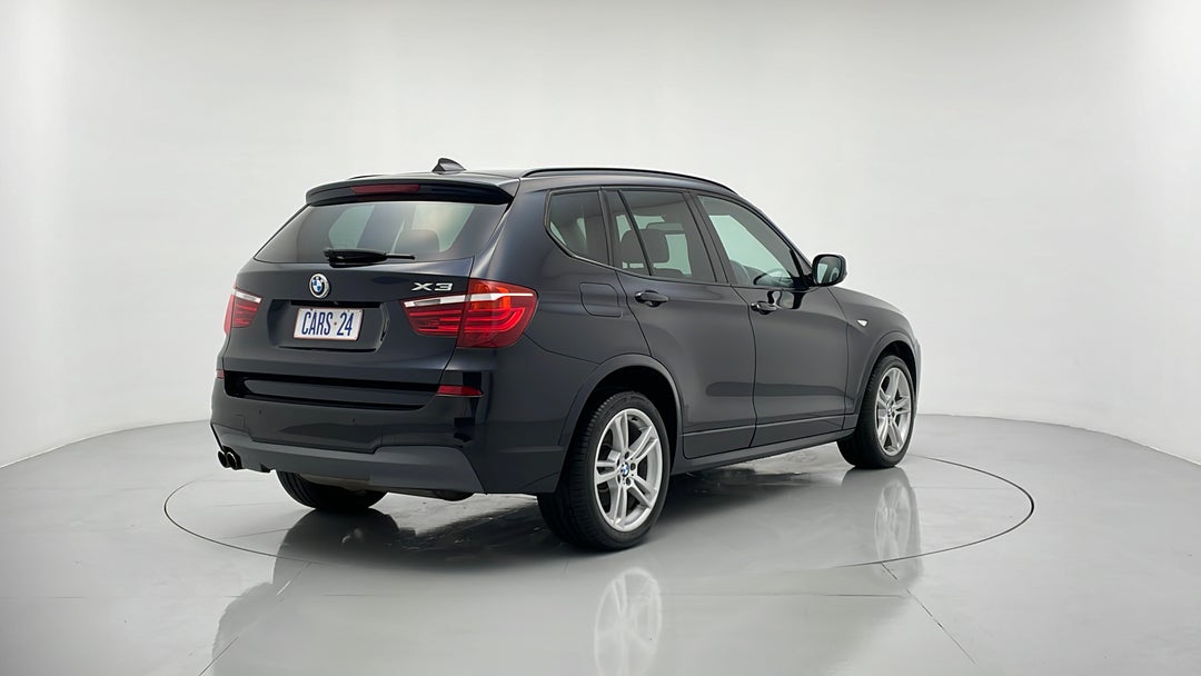 Right Back Diagonal (45- Degree) View