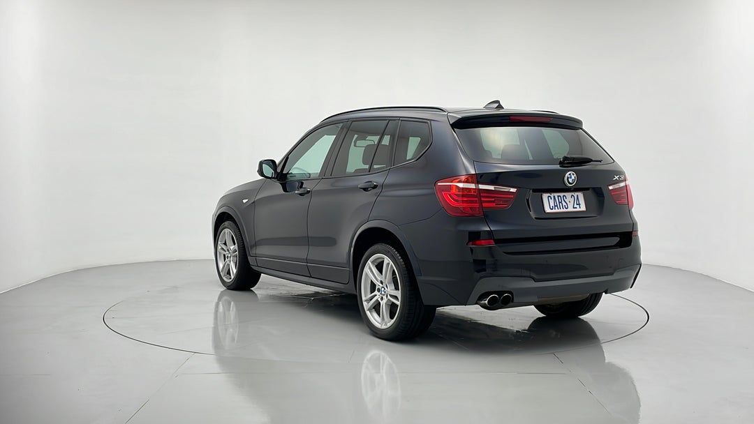 Left Back Diagonal (45- Degree) View