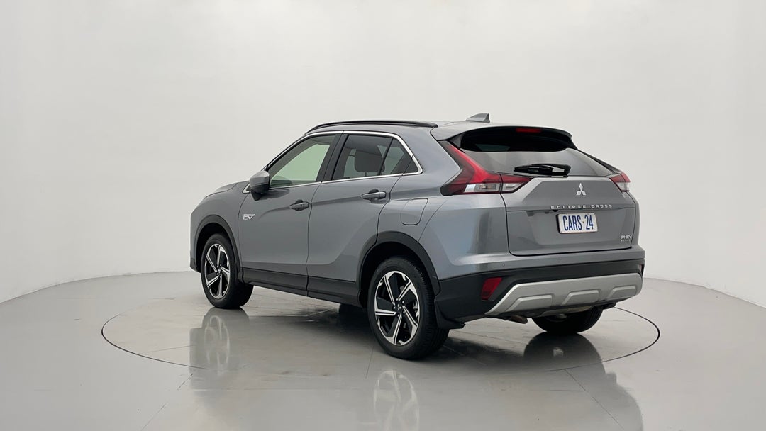 Left Back Diagonal (45- Degree) View