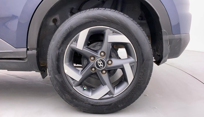 2019 Hyundai VENUE SX(O) CRDi, Diesel, Manual, 55,828 km, Left Rear Wheel