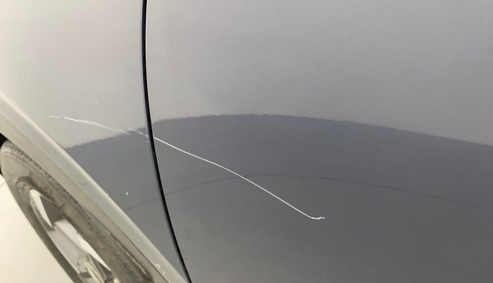 2019 Hyundai VENUE SX(O) CRDi, Diesel, Manual, 55,828 km, Front passenger door - Minor scratches