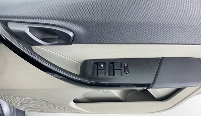 2019 Tata Tiago XZ 1.2 REVOTRON, Petrol, Manual, 39,621 km, Driver Side Door Panels Control
