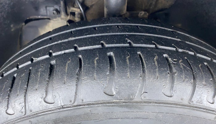 2019 Tata Tiago XZ 1.2 REVOTRON, Petrol, Manual, 39,621 km, Left Front Tyre Tread