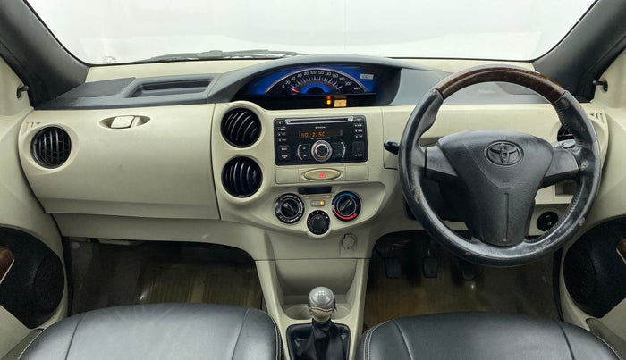 2014 Toyota Etios Liva G, Petrol, Manual, 45,164 km, Dashboard