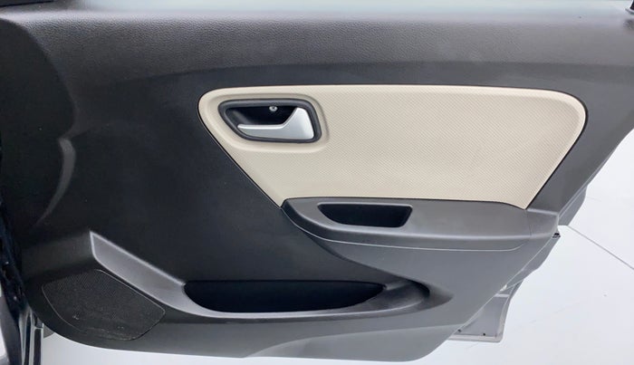 2019 Maruti Alto LXI, Petrol, Manual, 18,278 km, Driver Side Door Panels Controls