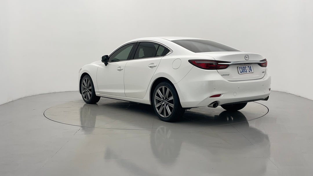 Left Back Diagonal (45- Degree) View