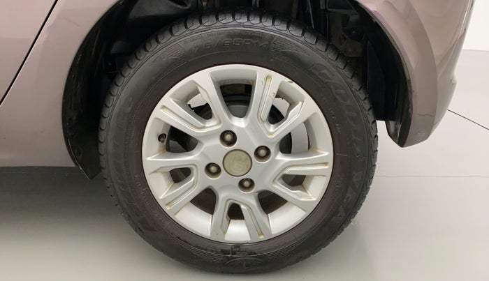 2017 Tata Tiago XZA PETROL, Petrol, Automatic, 20,525 km, Left Rear Wheel