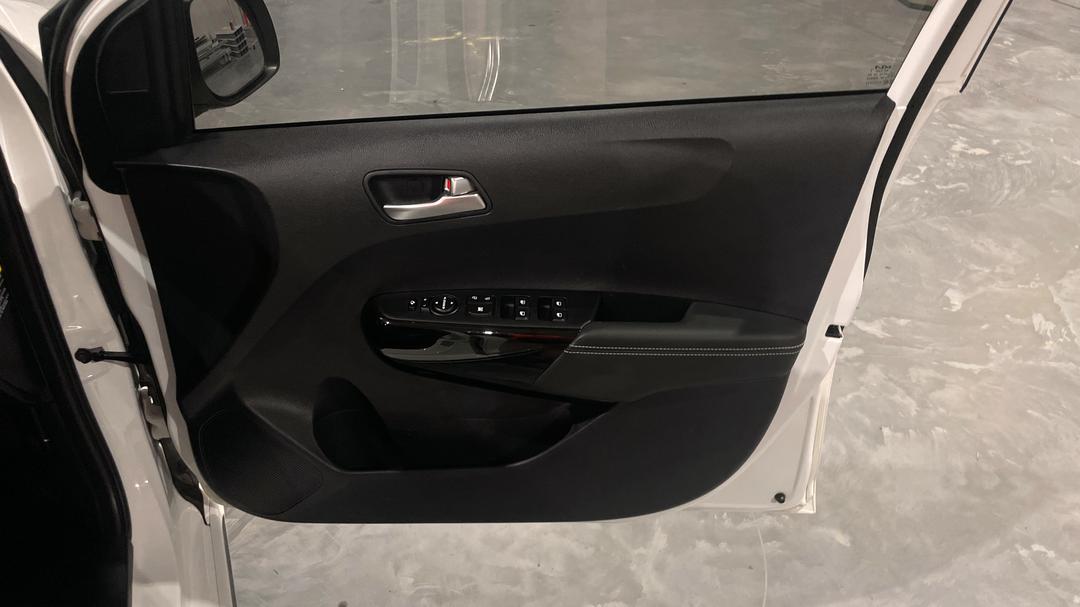 2025 Kia Picanto Gt Line (pe2), Automatic, 31823 km, Speaker View