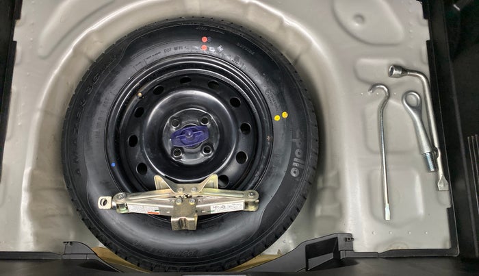 2019 Maruti Swift VXI AMT D, Petrol, Automatic, 21,688 km, Spare Tyre