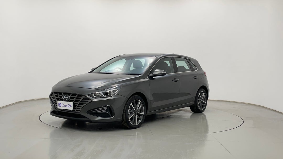 Left Front Diagonal (45- Degree) View