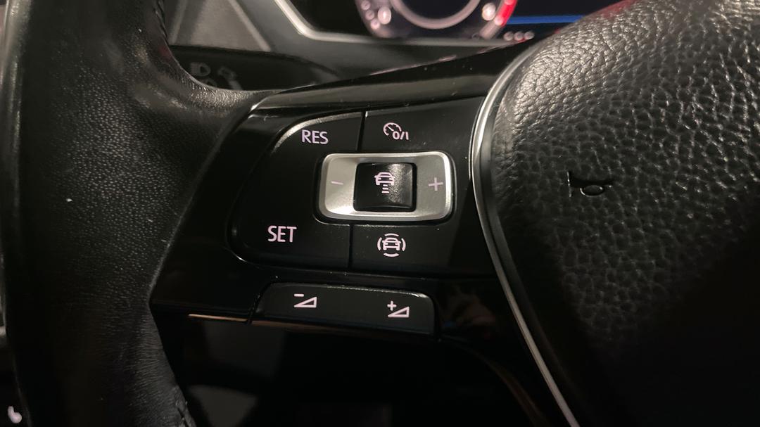 2018 Volkswagen Tiguan 132 Tsi Comfortline, Automatic, 120723 km, Cruise Control