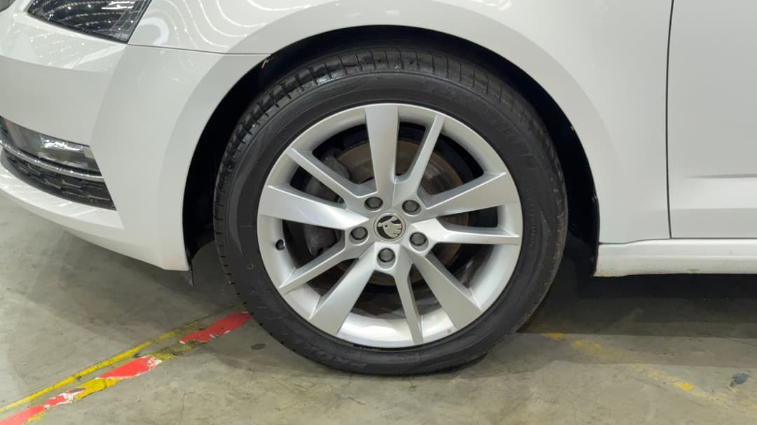 2018 SKODA Octavia 110 Tsi, Automatic, 155780 km, Left Front Wheel