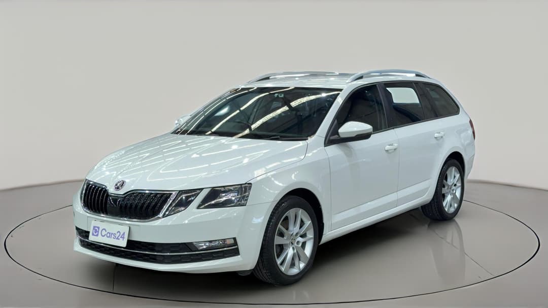 2018 SKODA Octavia 110 Tsi, Automatic, 155780 km, Left Front Diagonal (45- Degree) View