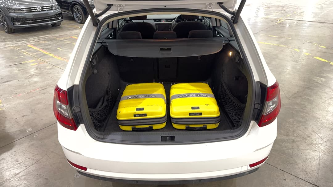 2018 SKODA Octavia 110 Tsi, Automatic, 155780 km, Boot Inside View with Luggage
