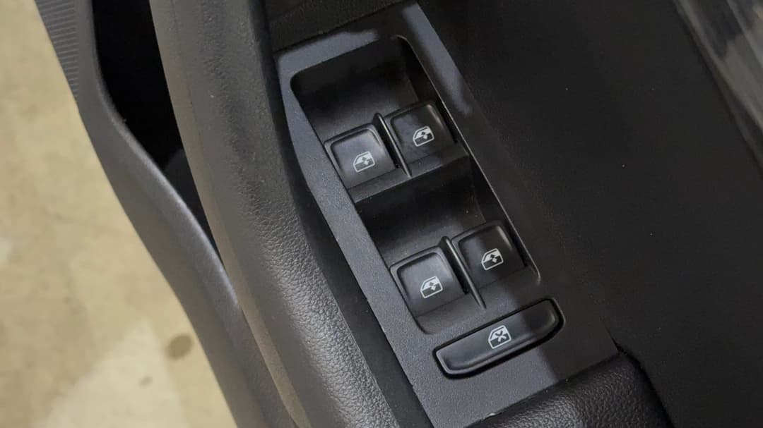 2018 SKODA Octavia 110 Tsi, Automatic, 155780 km, Drivers Side Door Panel Controls