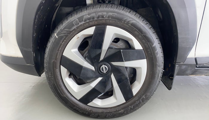 2021 Nissan MAGNITE XE 1.0 MT, Petrol, Manual, 5,885 km, Left Front Wheel