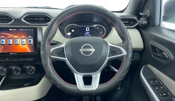 2021 Nissan MAGNITE XE 1.0 MT, Petrol, Manual, 5,885 km, Steering Wheel Close Up