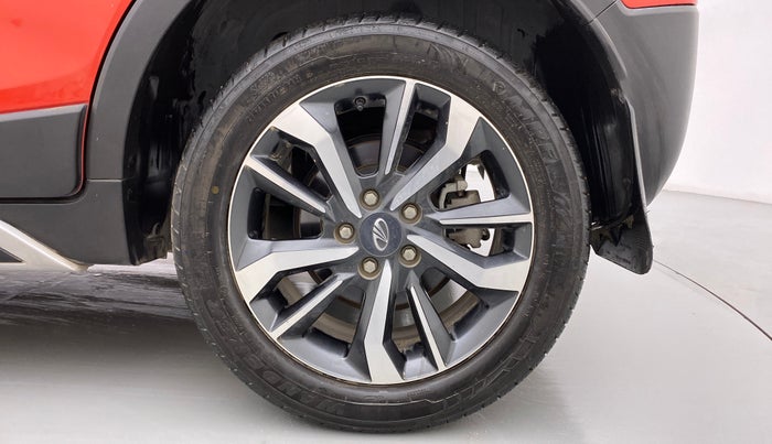 2019 Mahindra XUV300 W8 (O) 1.2 PETROL, Petrol, Manual, 12,180 km, Left Rear Wheel