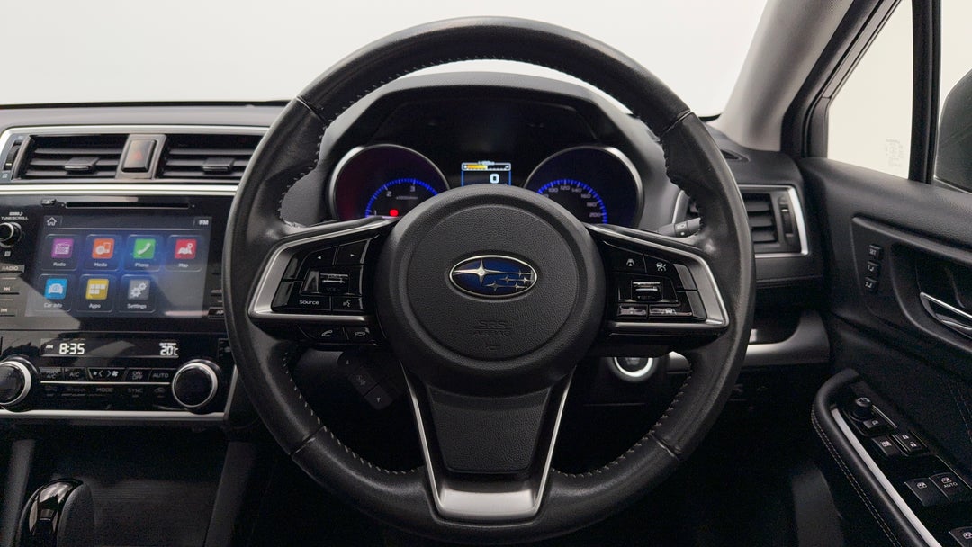 2018 Subaru Outback 2.0d Premium AWD, Automatic, 91555 km, Steering Wheel Close-up