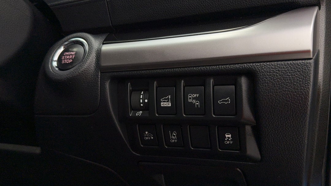 2018 Subaru Outback 2.0d Premium AWD, Automatic, 91555 km, Utility Switches/Buttons