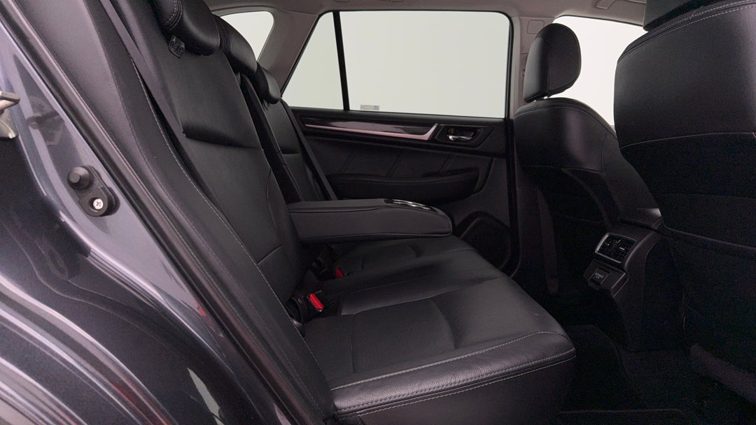 2018 Subaru Outback 2.0d Premium AWD, Automatic, 91555 km, Right Side Rear Door Cabin View