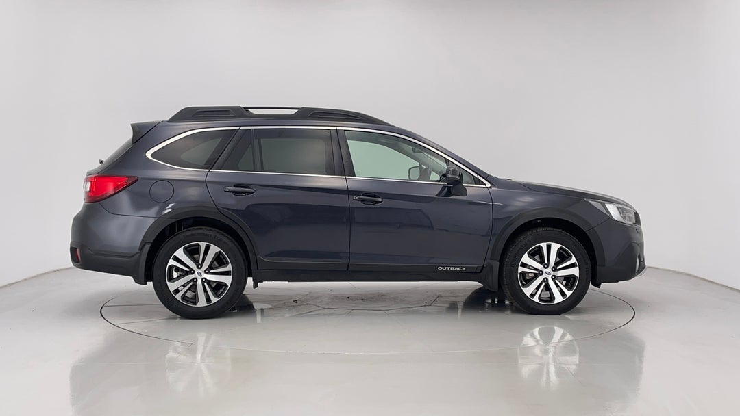 2018 Subaru Outback 2.0d Premium AWD, Automatic, 91555 km, Right Side View