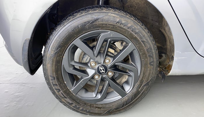 2020 Hyundai GRAND I10 NIOS SPORTZ CNG MT, CNG, Manual, 45,240 km, Right Rear Wheel