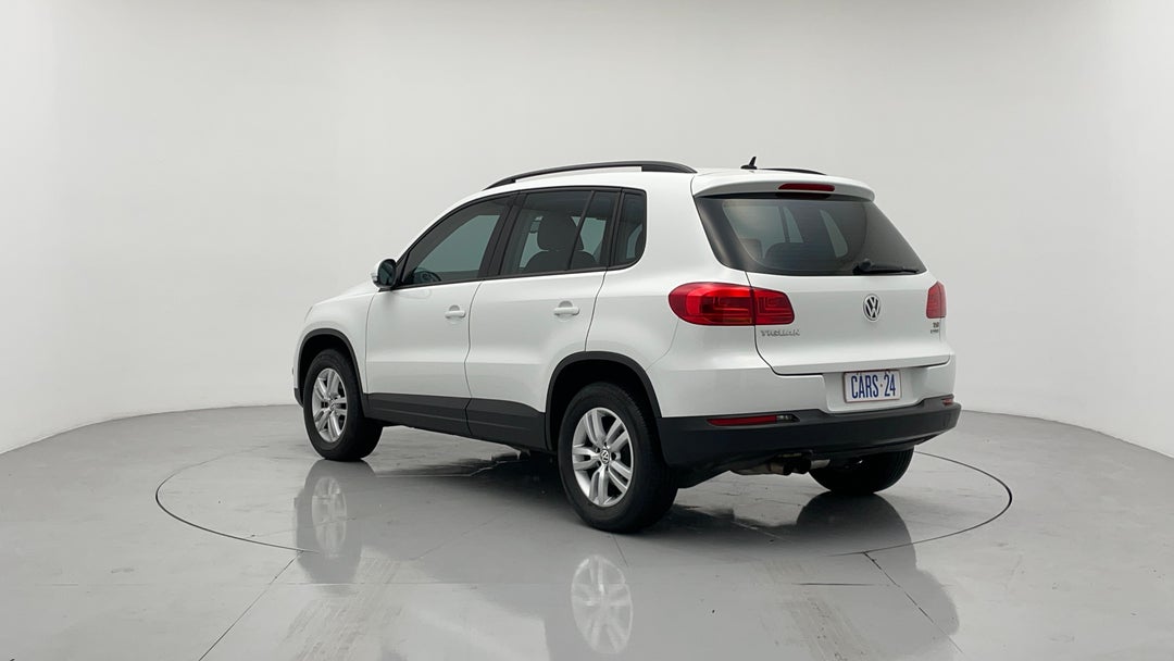 Left Back Diagonal (45- Degree) View