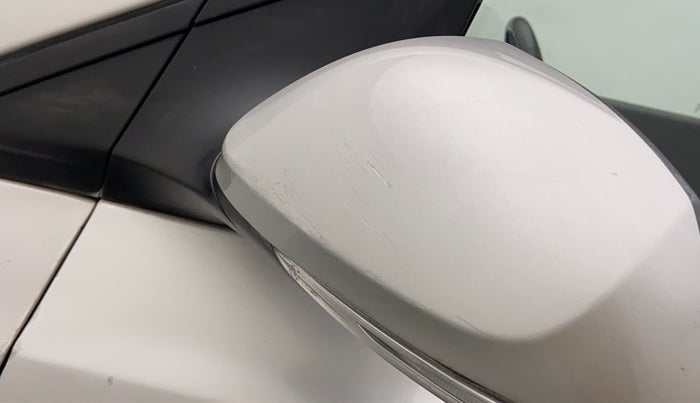 2015 Hyundai Grand i10 ASTA 1.2 VTVT, Petrol, Manual, 19,800 km, Left rear-view mirror - Cover has minor damage