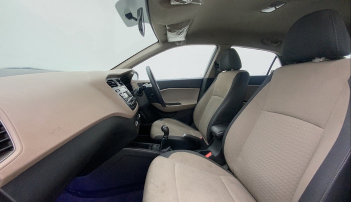 2017 Hyundai Elite i20 MAGNA EXECUTIVE 1.2, Petrol, Manual, 45,436 km, Right Side Front Door Cabin
