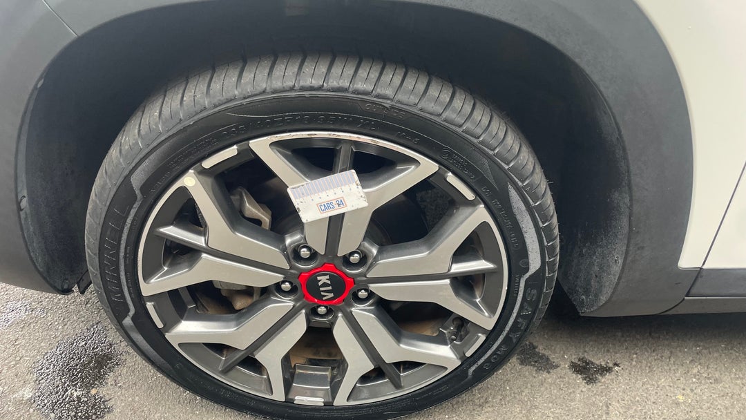 Wheels Rim Front LHS Scratch