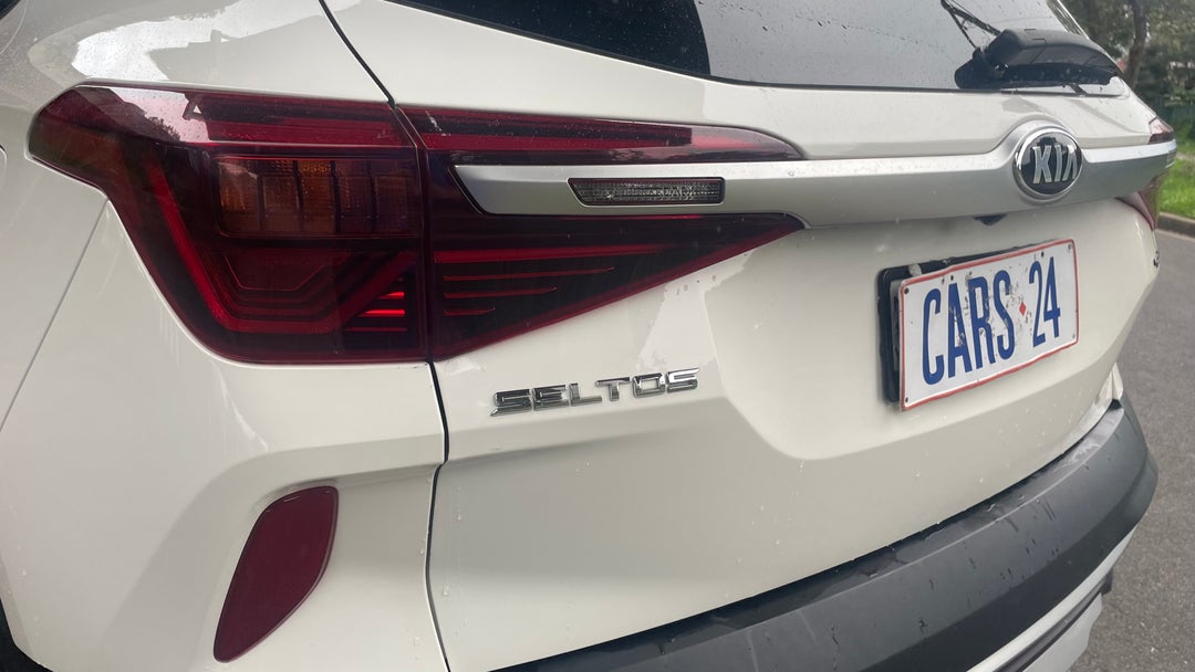 Badge (Boot Left Side)