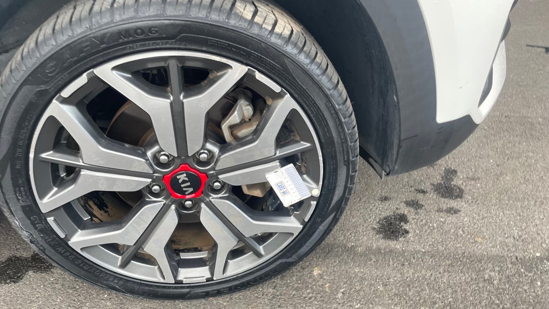 Wheels Rim Front RHS Scratch