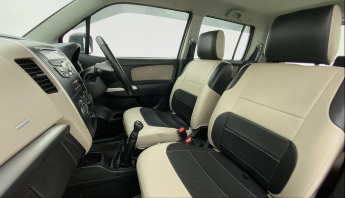 2016 Maruti Wagon R 1.0 VXI, Petrol, Manual, 29,028 km, Right Side Front Door Cabin