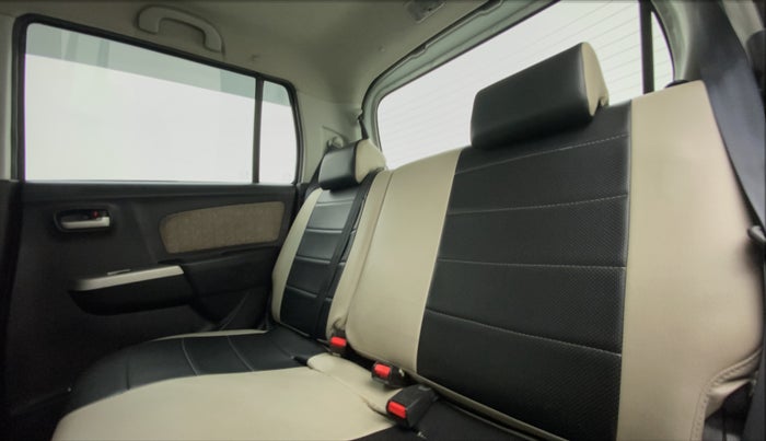 2016 Maruti Wagon R 1.0 VXI, Petrol, Manual, 29,028 km, Right Side Rear Door Cabin