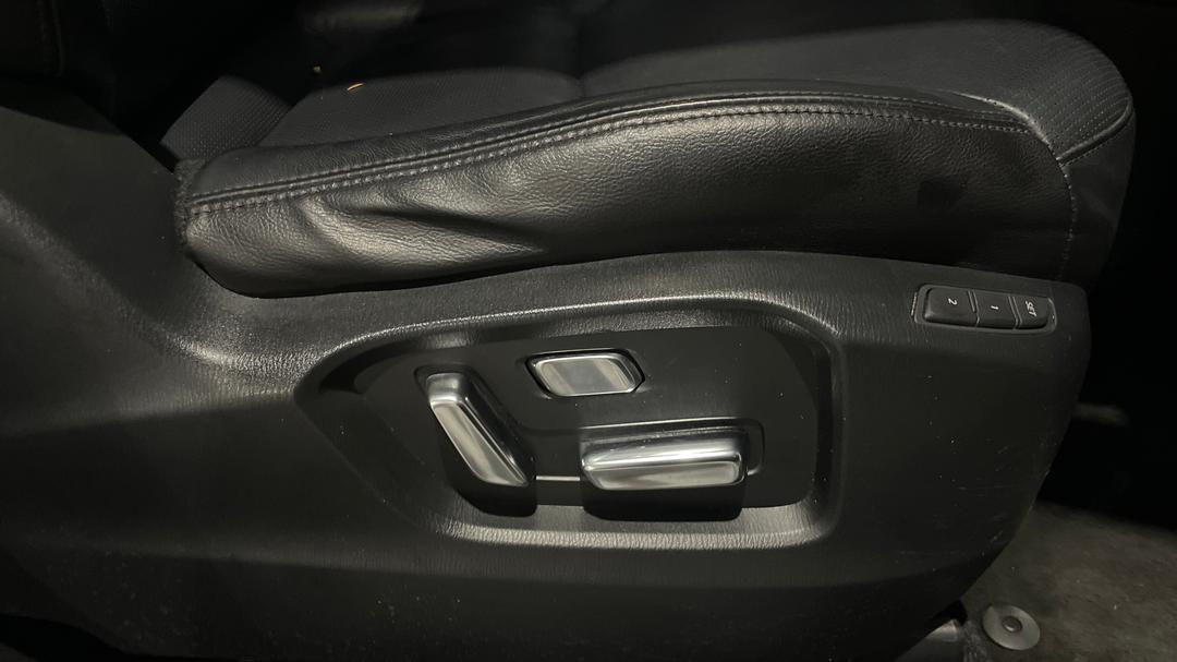 2018 Mazda CX-9 Gt (AWD), Automatic, 117407 km, Drivers Side Adjustment Panel