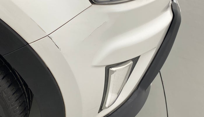 2016 Hyundai Creta 1.6 SX PLUS VTVT ANNIVERSARY EDITION, Petrol, Manual, 51,083 km, Front bumper - Minor scratches