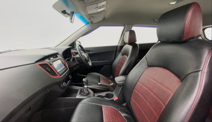 2016 Hyundai Creta 1.6 SX PLUS VTVT ANNIVERSARY EDITION, Petrol, Manual, 51,083 km, Right Side Front Door Cabin