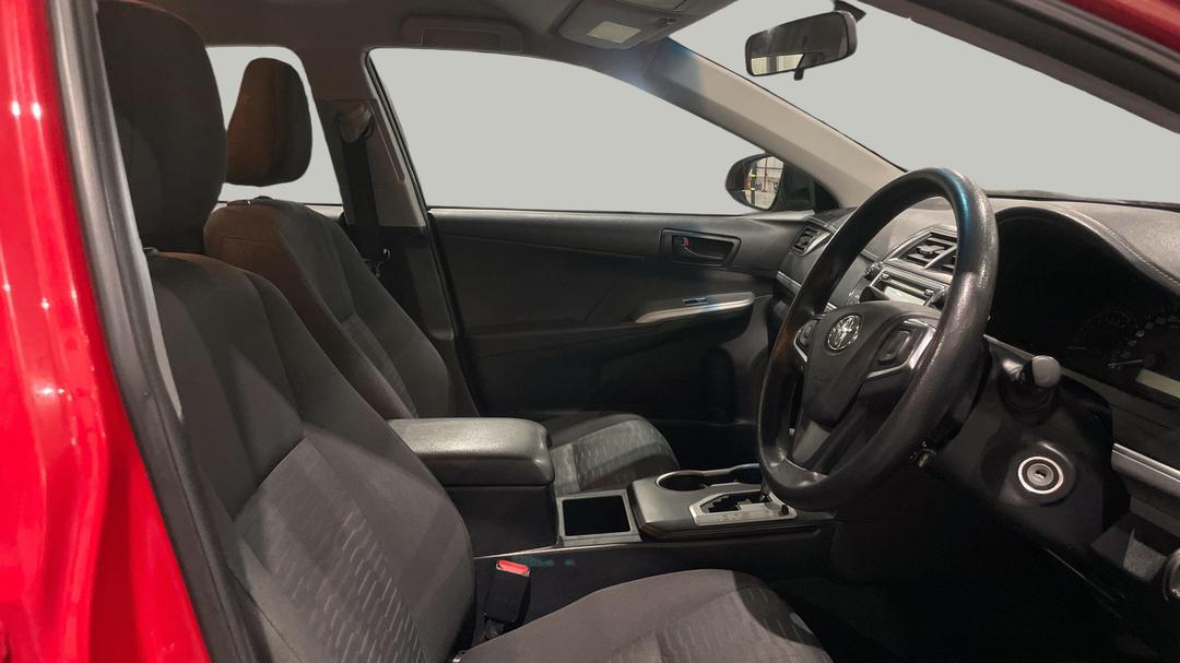 2017 Toyota Camry Altise, Automatic, 116388 km, Right Side Front Door Cabin View