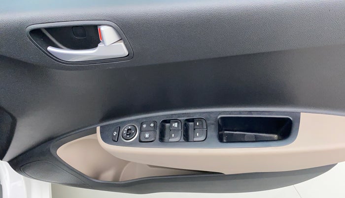 2019 Hyundai Grand i10 SPORTZ 1.2 KAPPA VTVT, Petrol, Manual, 18,037 km, Driver Side Door Panels Controls