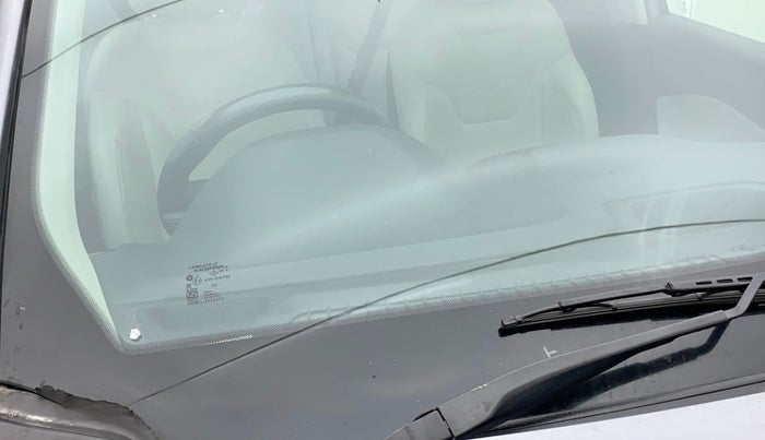 2019 Jeep Compass LIMITED 1.4 PETROL AT, Petrol, Automatic, 58,480 km, Front windshield - Minor spot on windshield