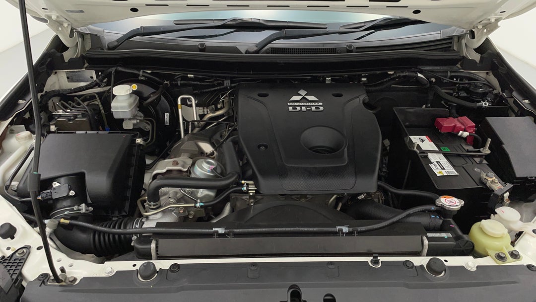 Open Bonnet (Engine)
